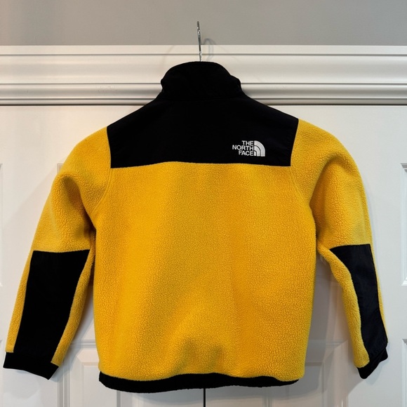 THE NORTH FACE Boys' Denali Jacket (Little Big Kid) Sz XS 6 Summit Gold Fleece - Picture 6 of 14